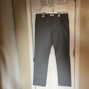 CALVIN KLEIN JEANS NEW W/O TAGS